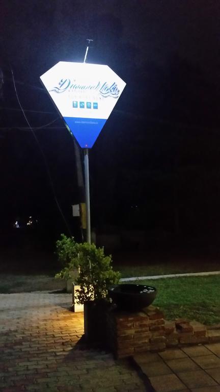 Diamond Lake Tourist Rest Anuradhapura Luaran gambar