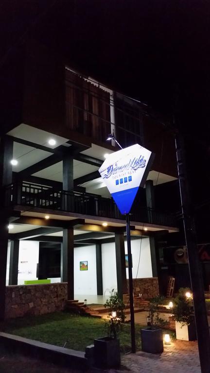 Diamond Lake Tourist Rest Anuradhapura Luaran gambar