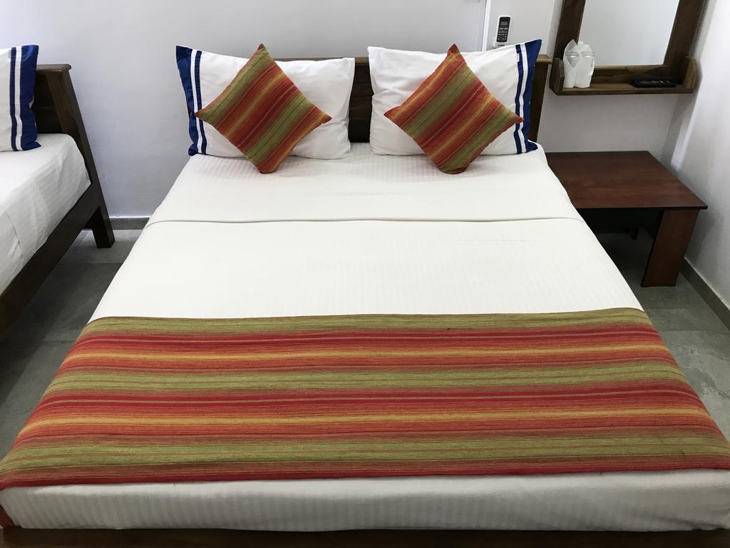 Diamond Lake Tourist Rest Anuradhapura Luaran gambar