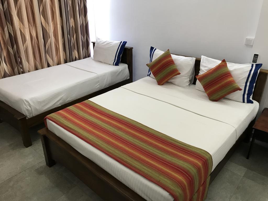 Diamond Lake Tourist Rest Anuradhapura Luaran gambar