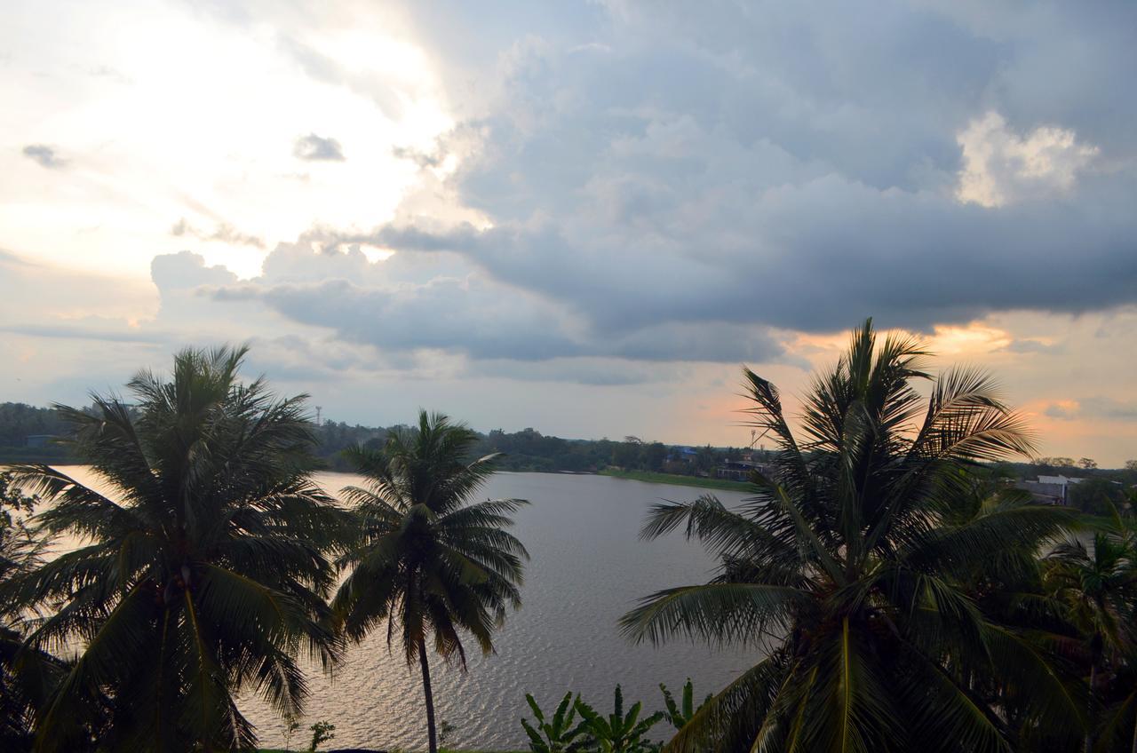 Diamond Lake Tourist Rest Anuradhapura Luaran gambar